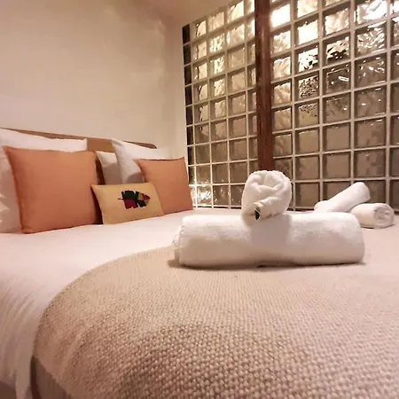 Midnight In Montmartre * Paříž