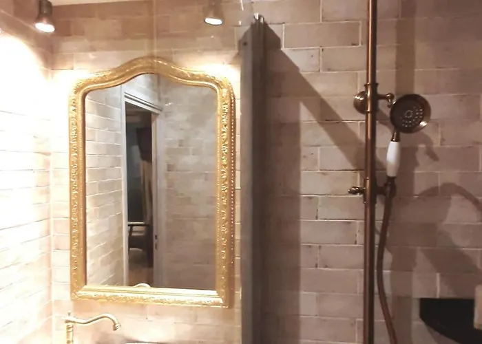 Midnight In Montmartre 아파트