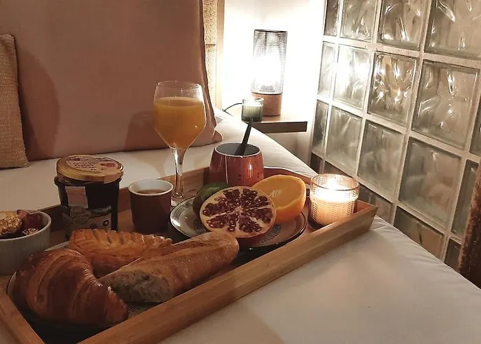 Midnight In Montmartre 아파트 파리